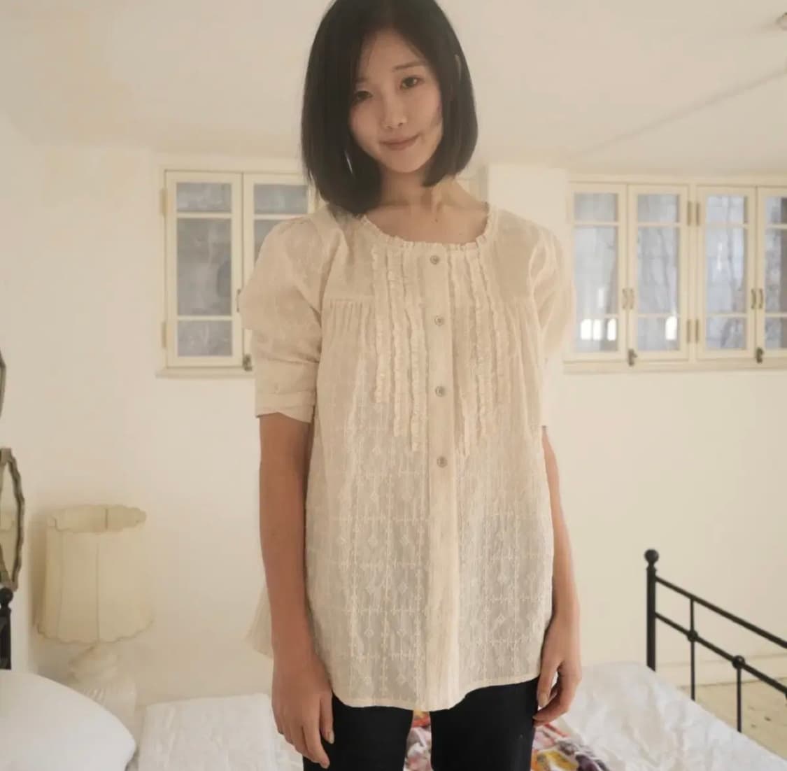 인앤양인하모니 모모블라우스 아이보리 구합니다 상품이미지1