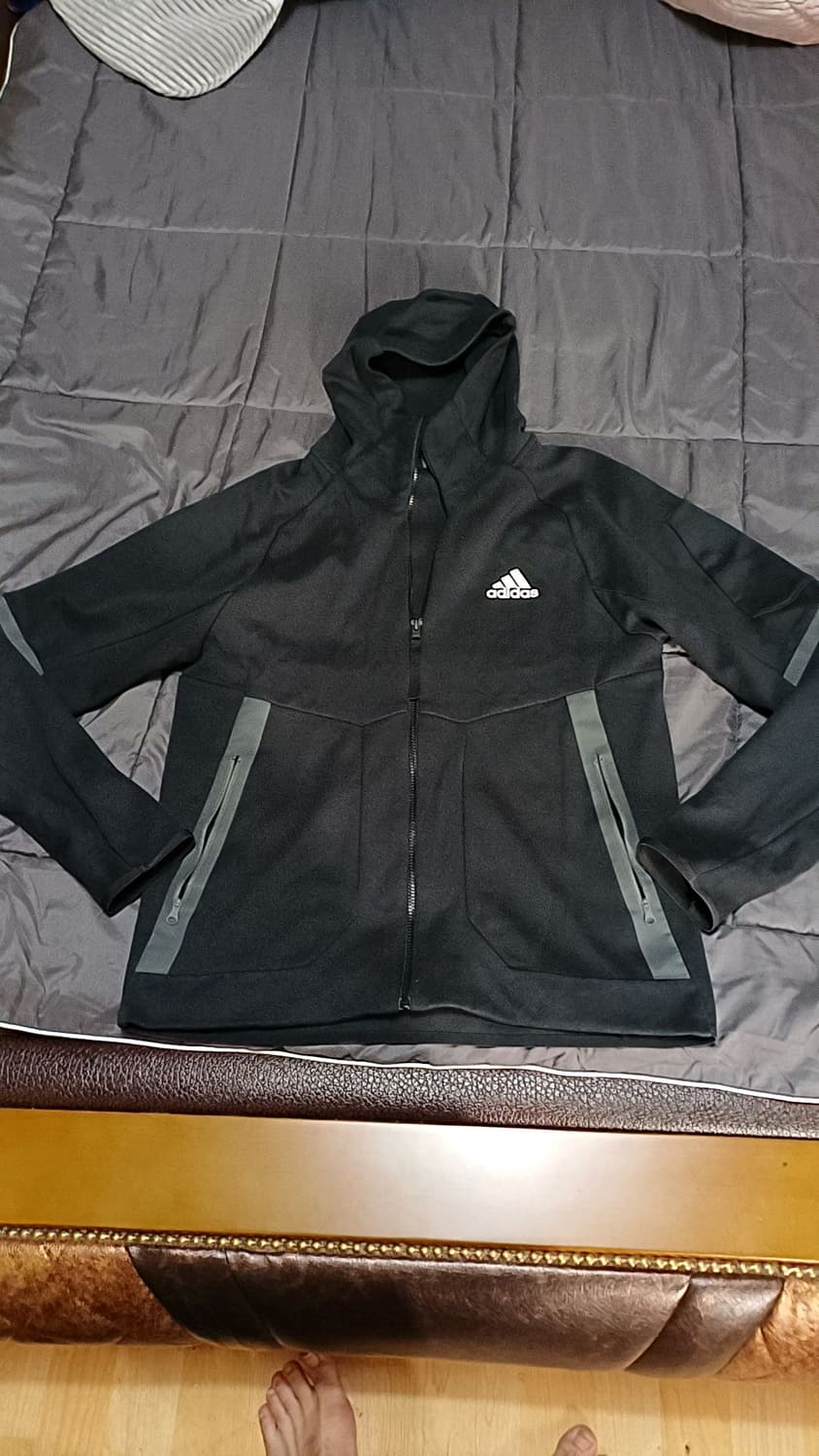 아디다스 춘추용후드집업 100 가슴53 기장68 상품이미지1