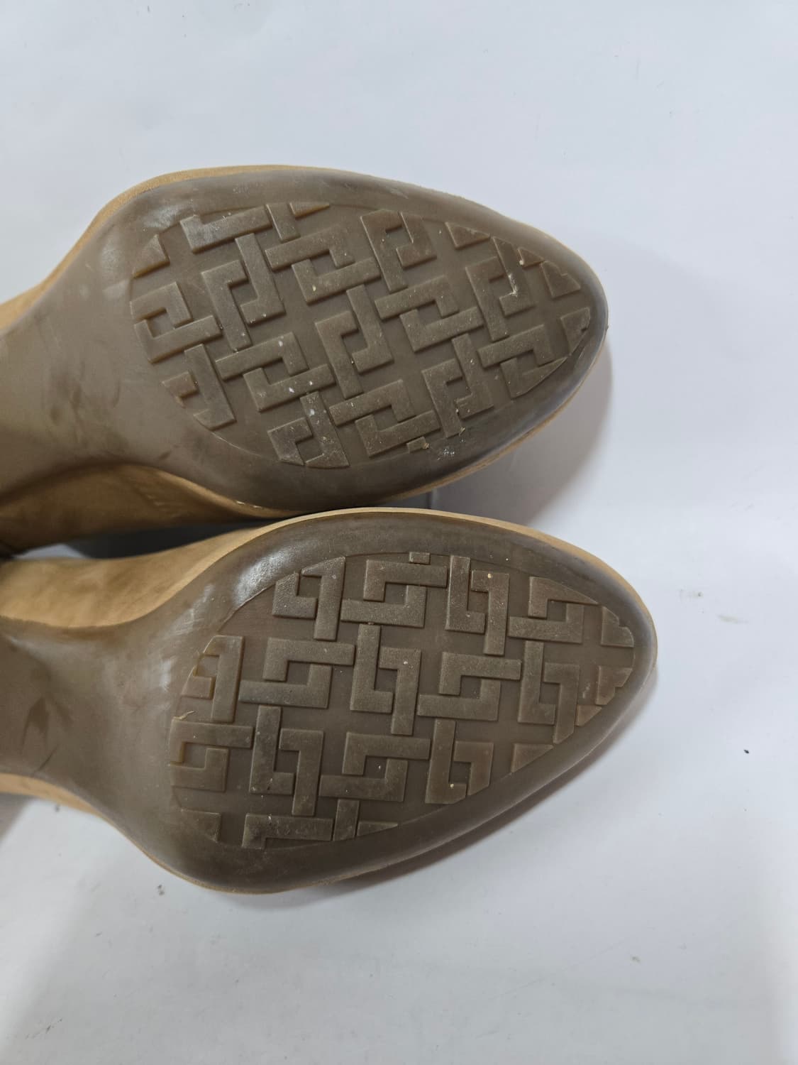 캠퍼 스웨이드 플랫폼 힐 펌프스 36 상품이미지6