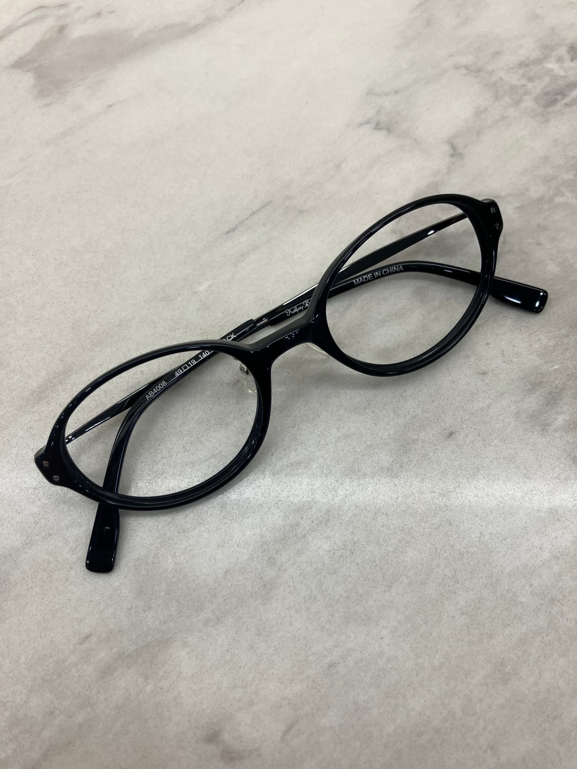 앤서니 브라운 Anthony Brown 블랙 메탈렉 오벌 뿔테 안경 상품이미지1