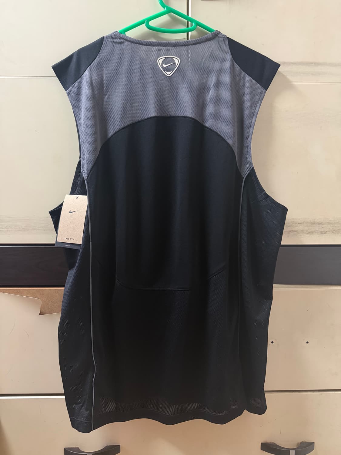 나이키 토탈90 슬리브리스 탑 상품이미지2