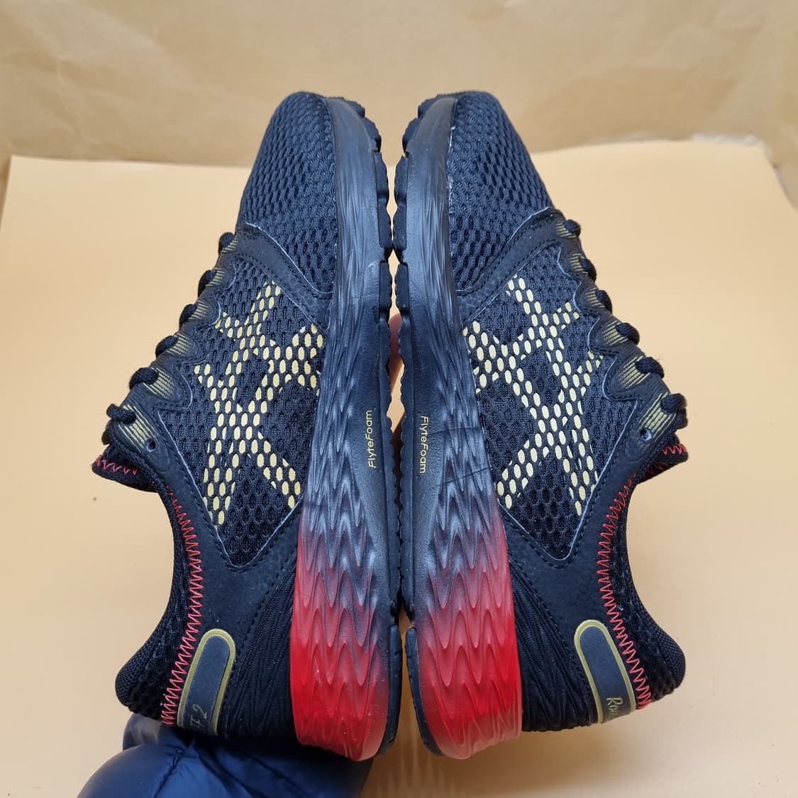 아식스 로드호크 여성운동화240  상품이미지4