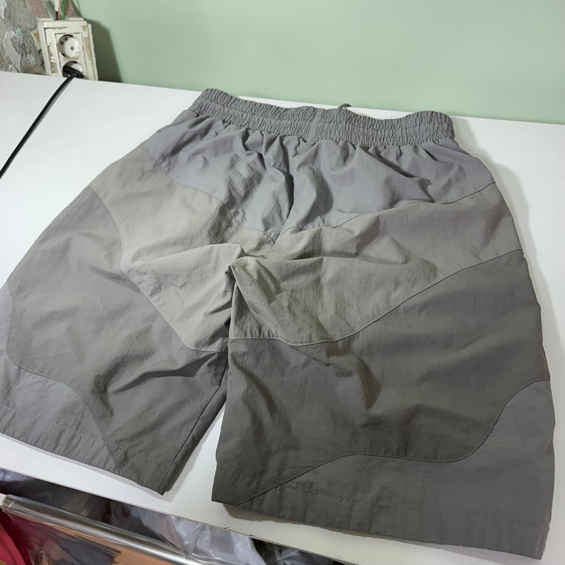 L 글랙 GLACK 반바지 진그레이 기본로고 밴딩 나일론팬츠 상품이미지4