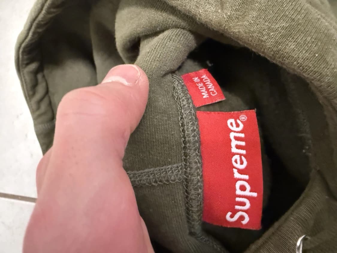 슈프림 포트레이트 후디 스웨트셔츠 다크 올리브 상품이미지3