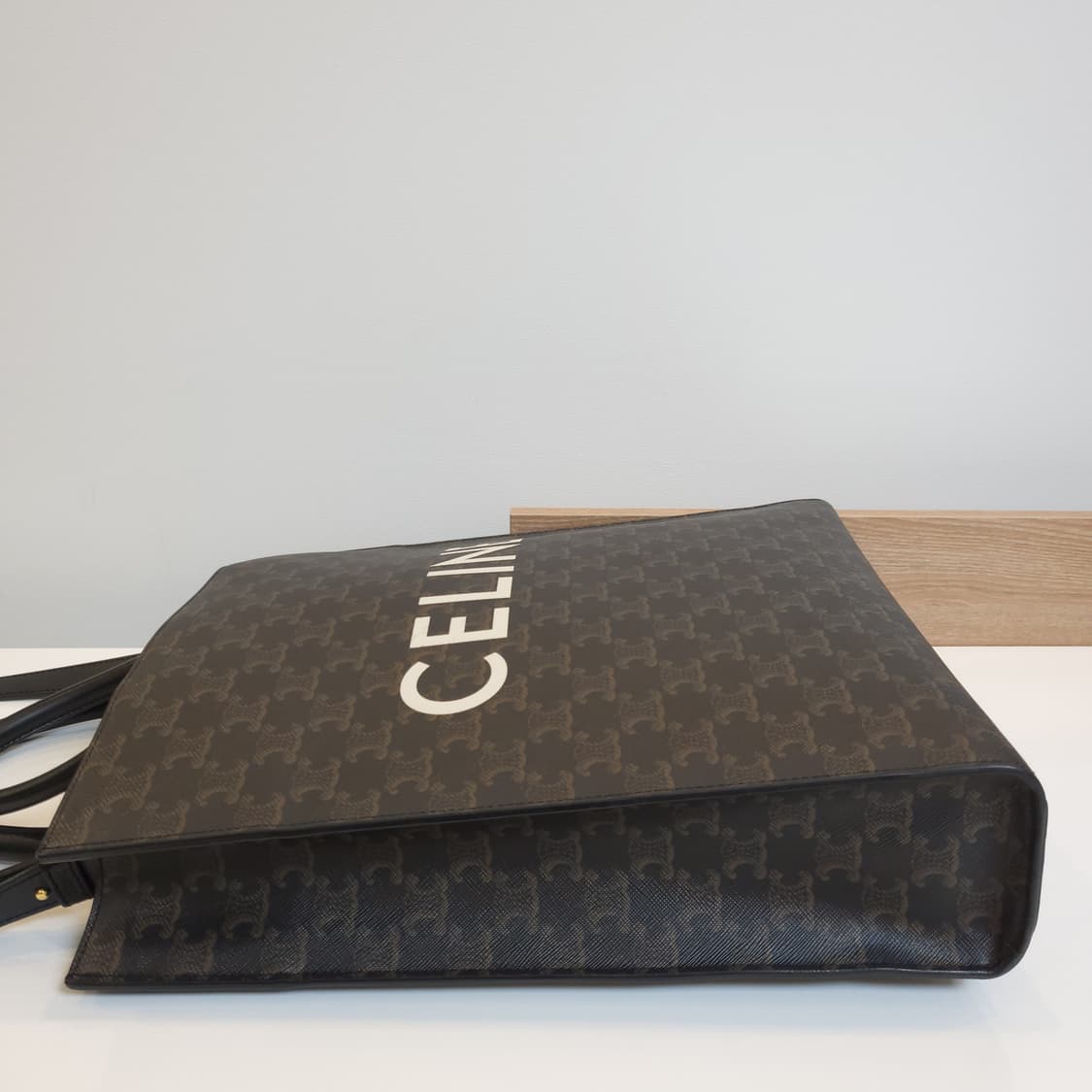 셀린느 트리오페 버티컬 카바스백 미디움 상품이미지5