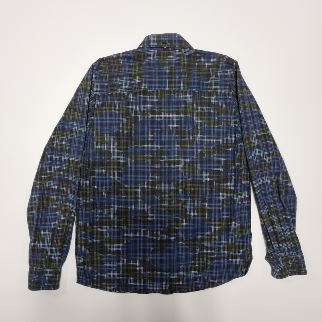 칼하트 카모셔츠 상품이미지2