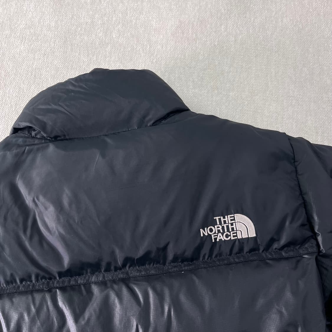 W 100 노스페이스 1996 눕시 700 패딩 상품이미지5