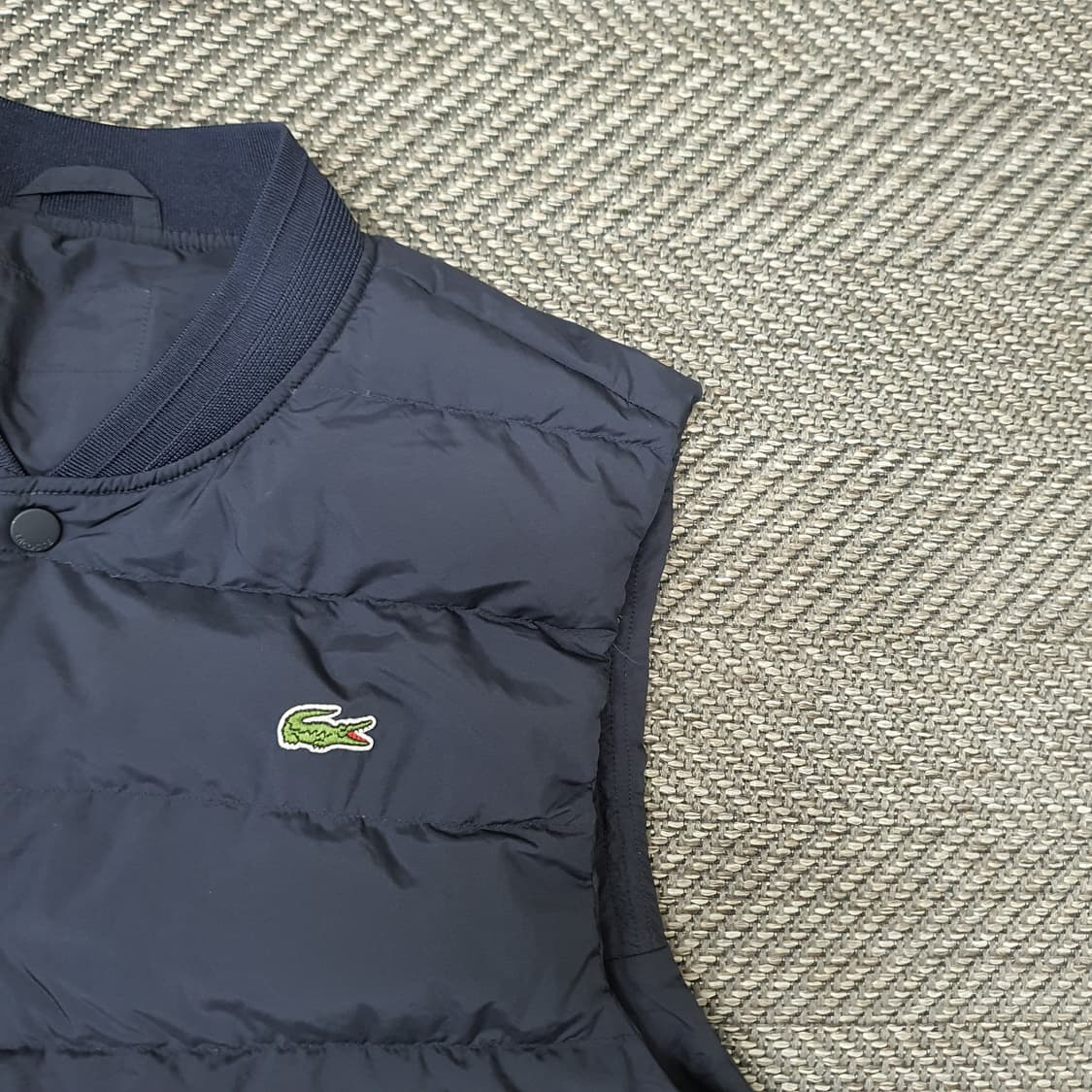 라코스테 구스다운 패딩 베스트 남자105 상품이미지4