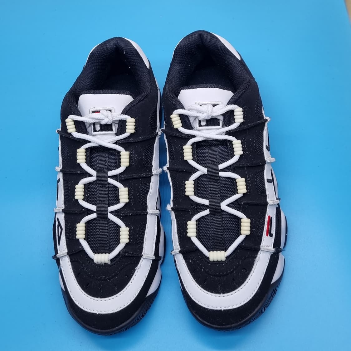 휠라 바리케이드 엑스티97 운동화255 상품이미지2