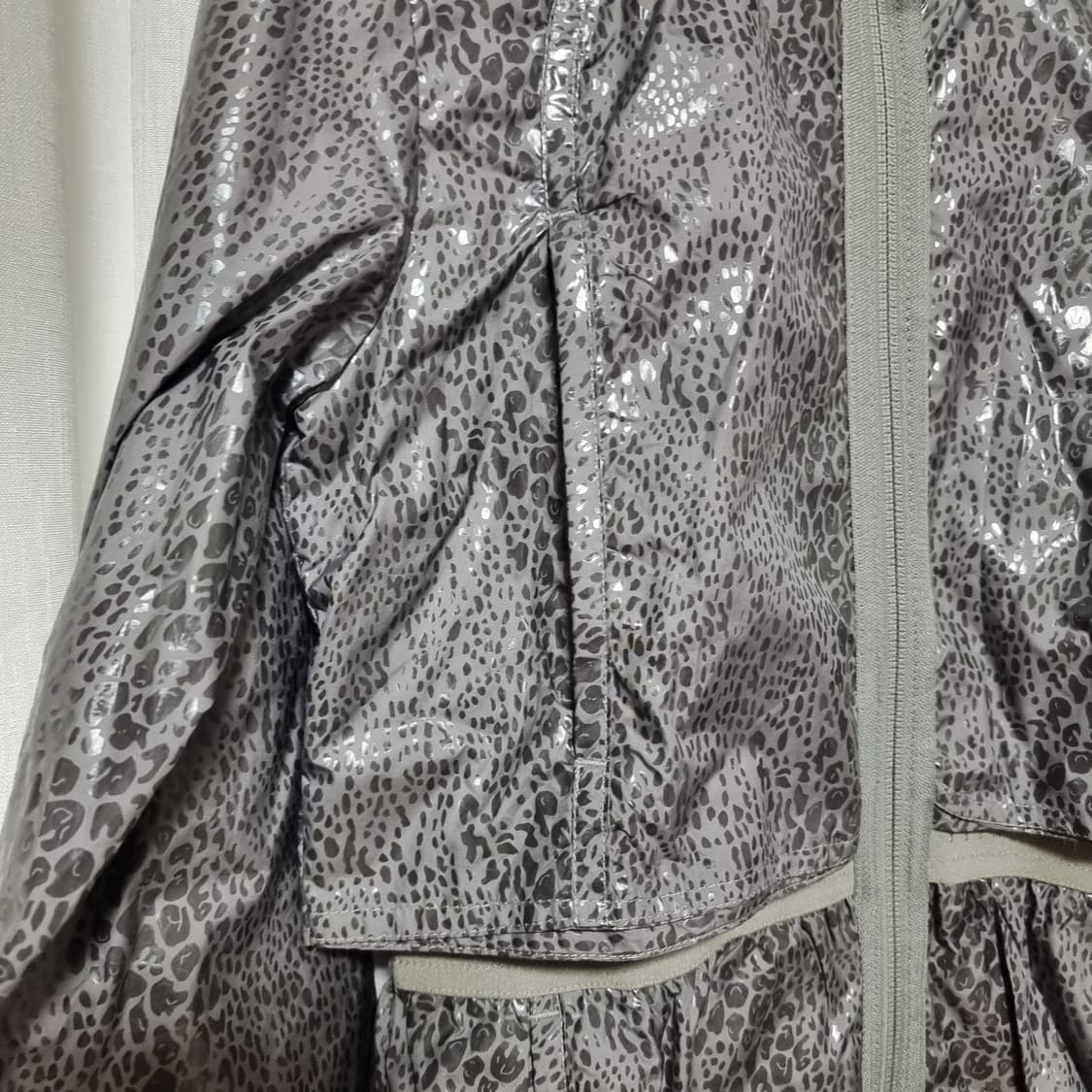 스텔라 맥카트니 × 아디다스 바람막이 자켓 (4455/표기XS) 상태최상 상품이미지3