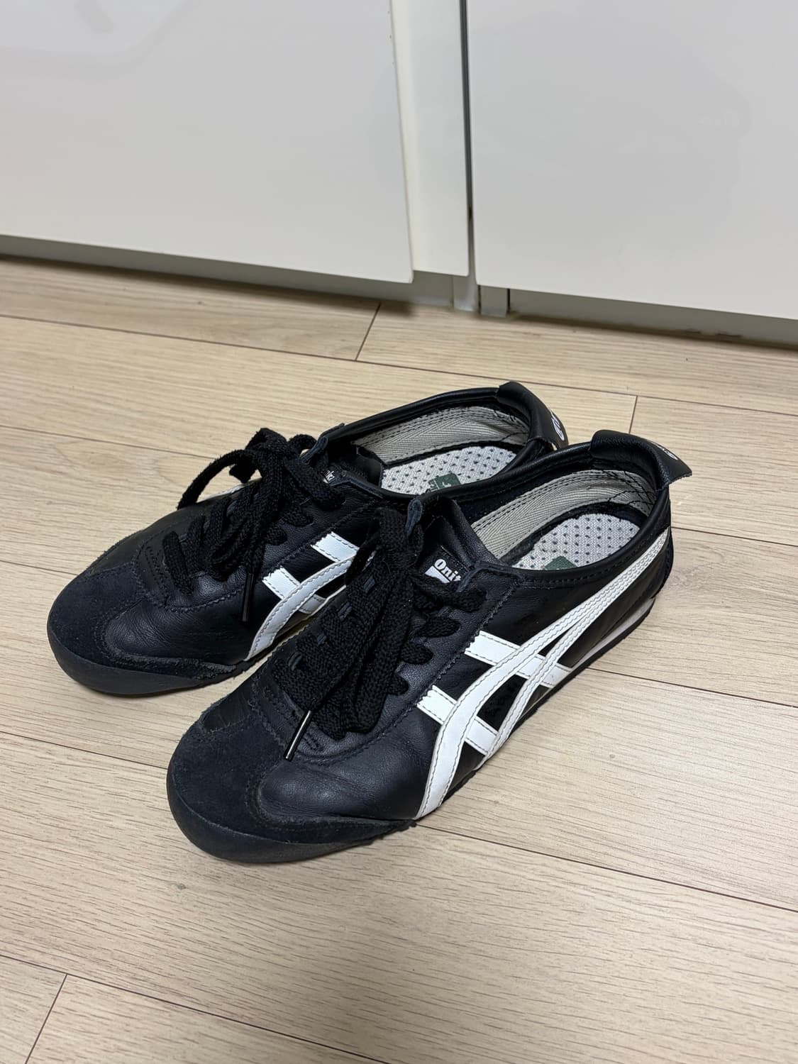 오니츠카타이거 멕시코 66 블랙 화이트 230 상품이미지2