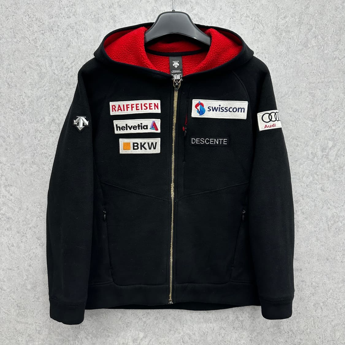 100 데상트 아우디 남자 후리스 후드집업 상품이미지1