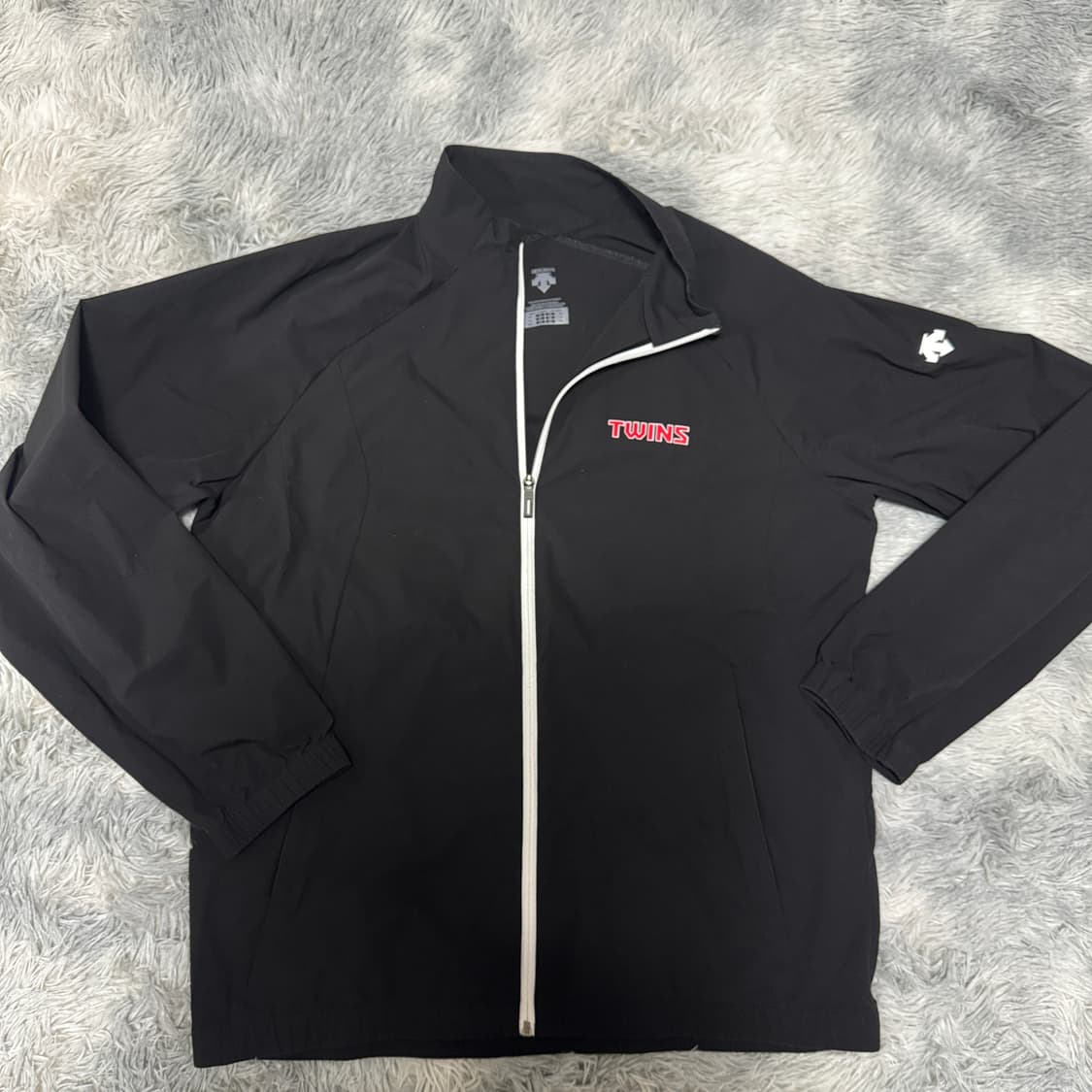 데상트 LG트윈스 트레이닝 집업 XL사이즈  상품이미지1