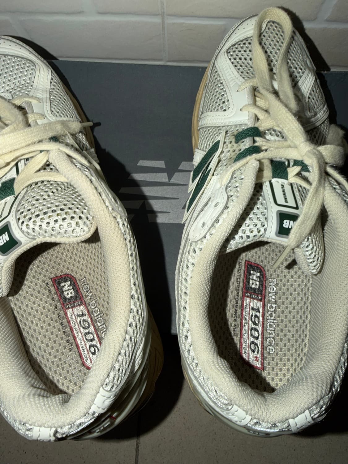 (280)뉴발란스 1906R 실버 그린 상품이미지6