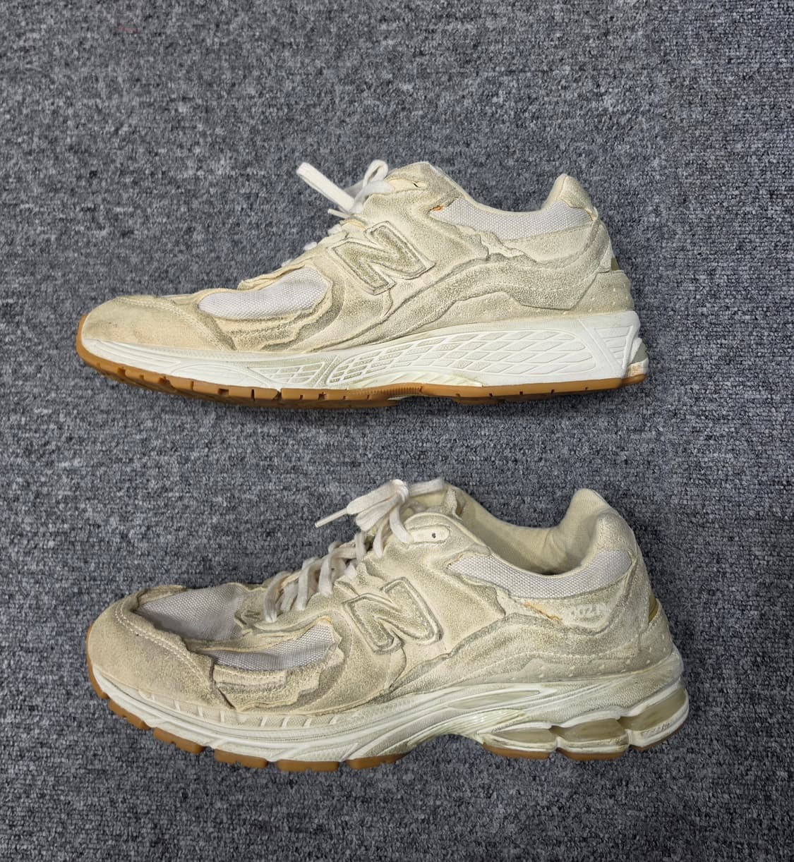 뉴발란스 2002R  프로텍션 팩 디스트레스드 빈티지 운동화 280 상품이미지3