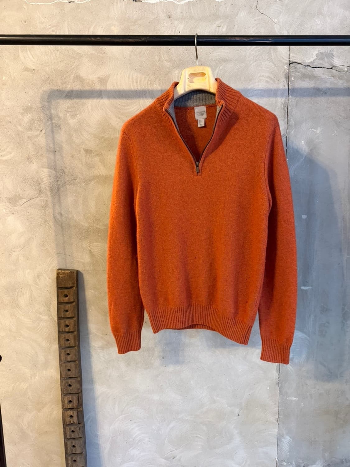 GIASONE 짚업 니트 100 상품이미지1