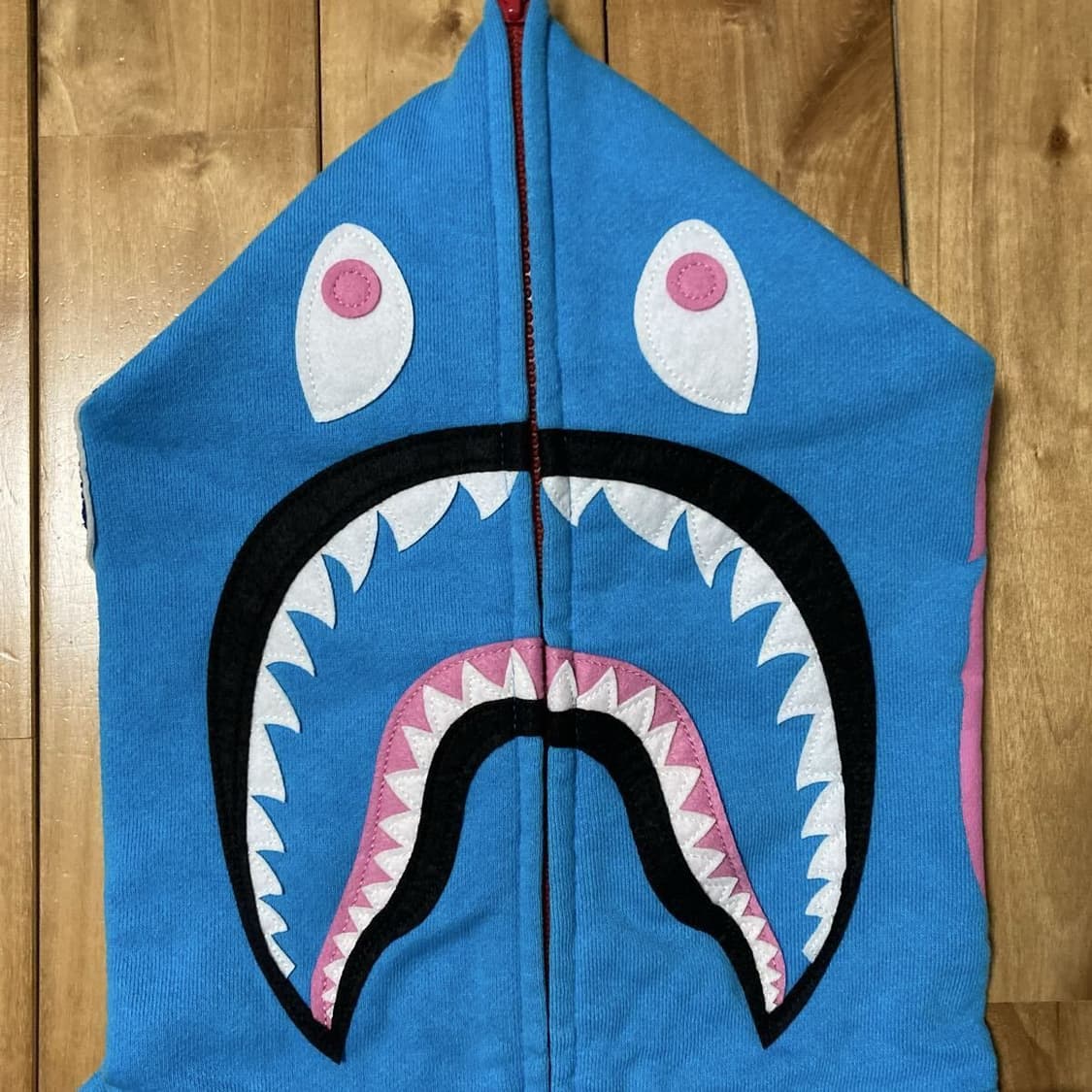 초레어 니고 시절 베이프 네온 샤크 후드집업 블루 상품이미지2