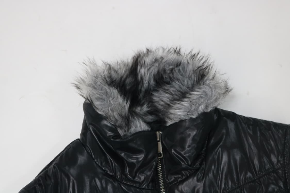 SPINASH 스피나쉬 블랙 글로시 퍼 트리밍 패딩 베스트 (M) 상품이미지4