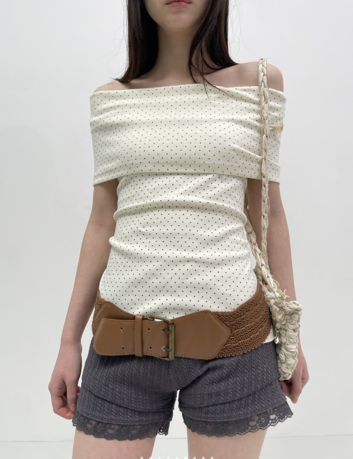 Back tie off shoulder - dot ivory 상품이미지1