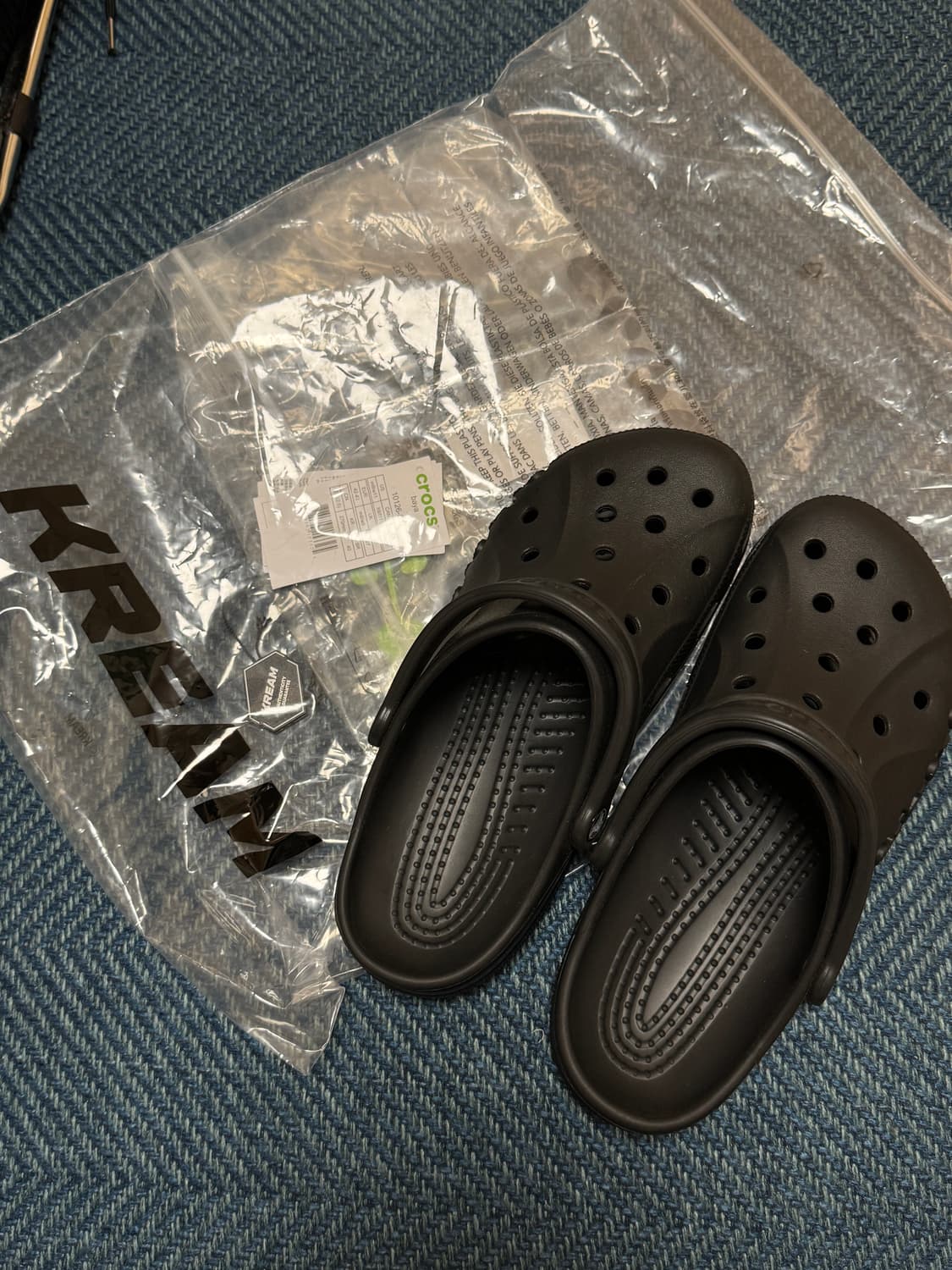 크록스 바야 클로그 블랙 270 팝니다 상품이미지3