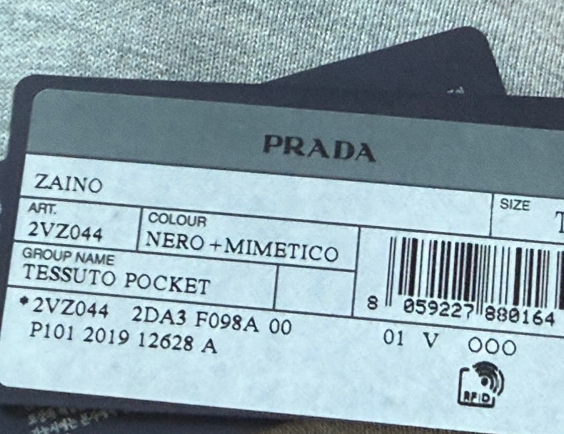 PRADA  테크니컬 나일론 포켓 백팩 상품이미지6