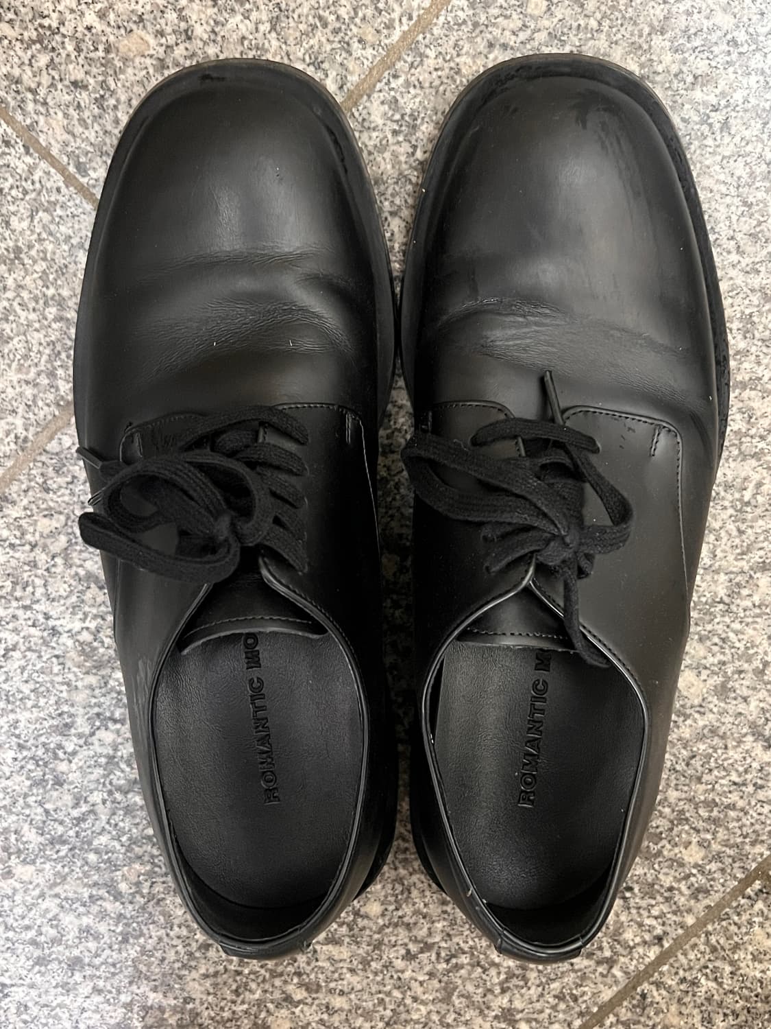 로맨틱무브 투데이즈더비 270 판매합니다. 상품이미지2