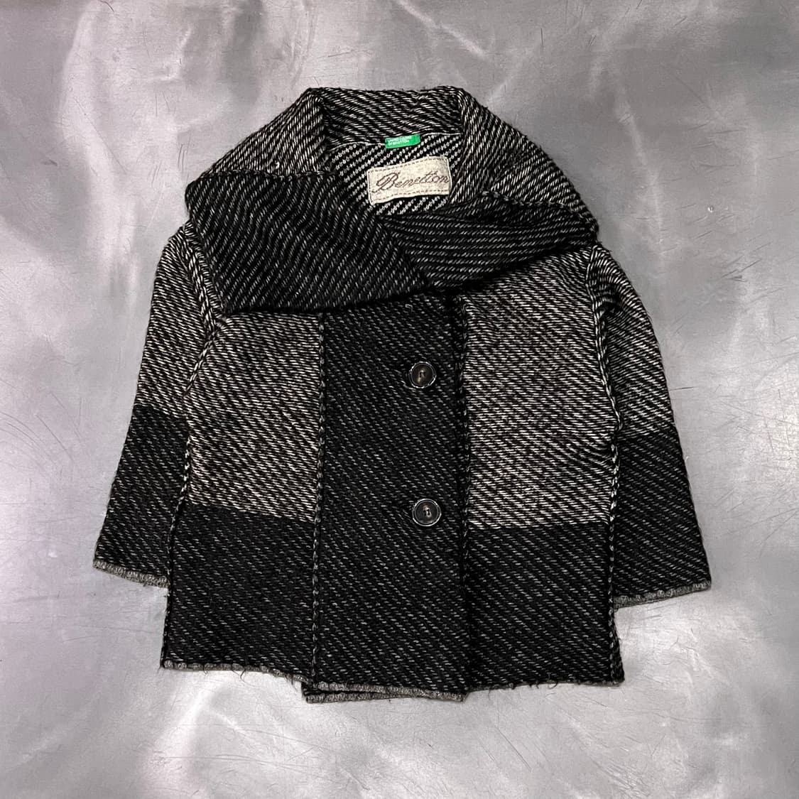  베네통 카라디테일 숏 코트 y14767 상품이미지1