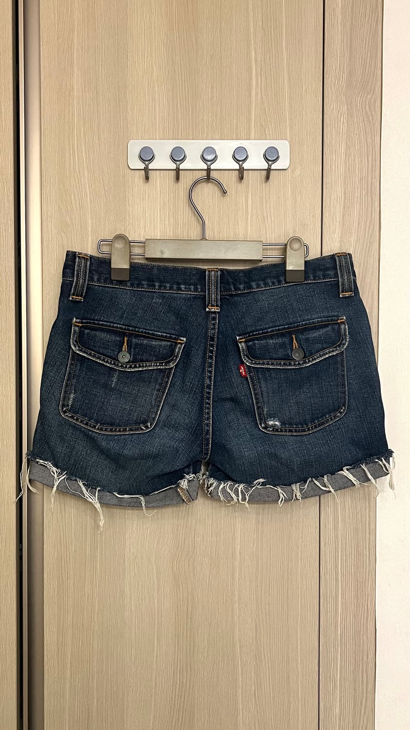 2000s Levi’s low slouch 로우라이즈 데님 쇼츠 청반바지 상품이미지2
