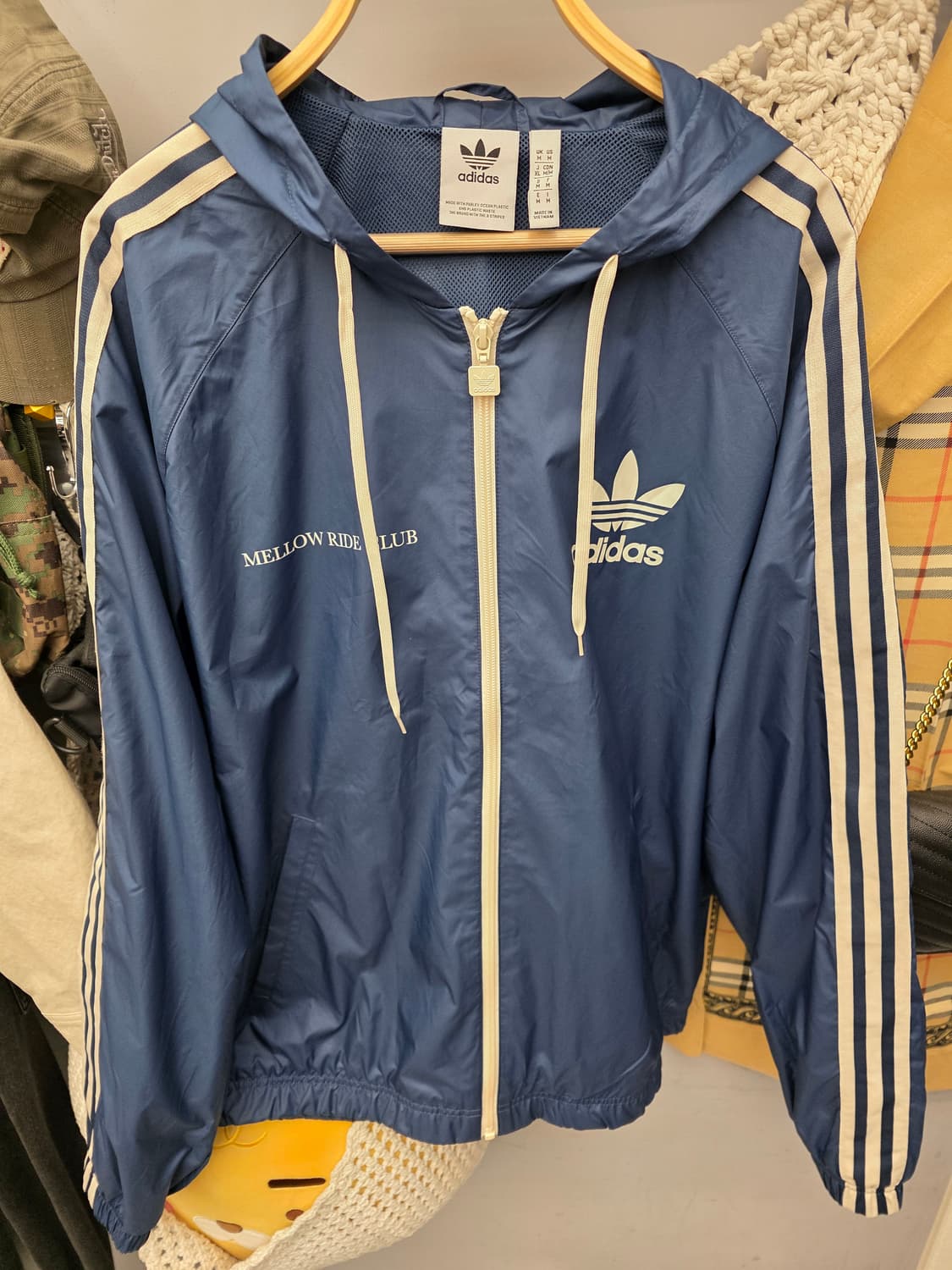 아디다스 멜로우 라이드 클럽 바람막이 상품이미지1