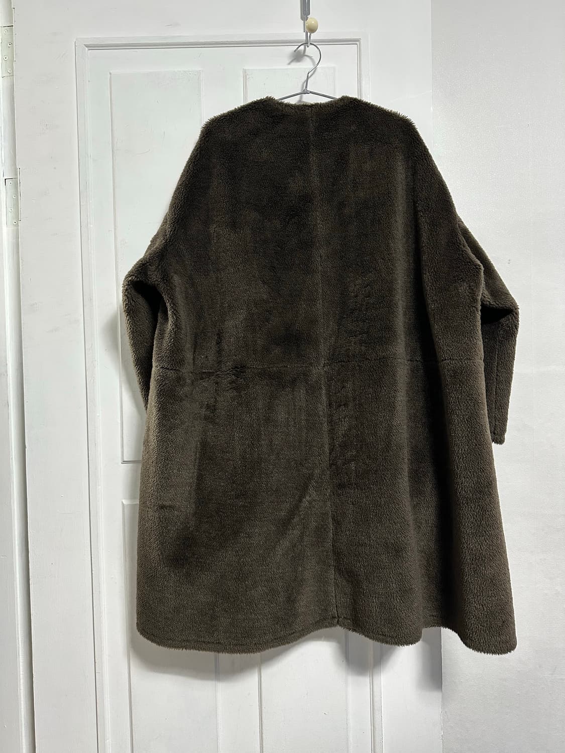 스튜디오톰보이 페이크 퍼 무스탕 코트 상품이미지2