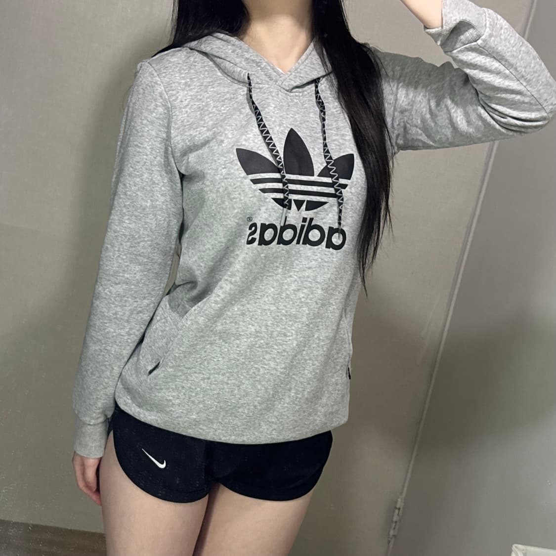 아디다스 불꽃파이어버드 빅로고 그레이 후드티 🩶🖤 상품이미지2
