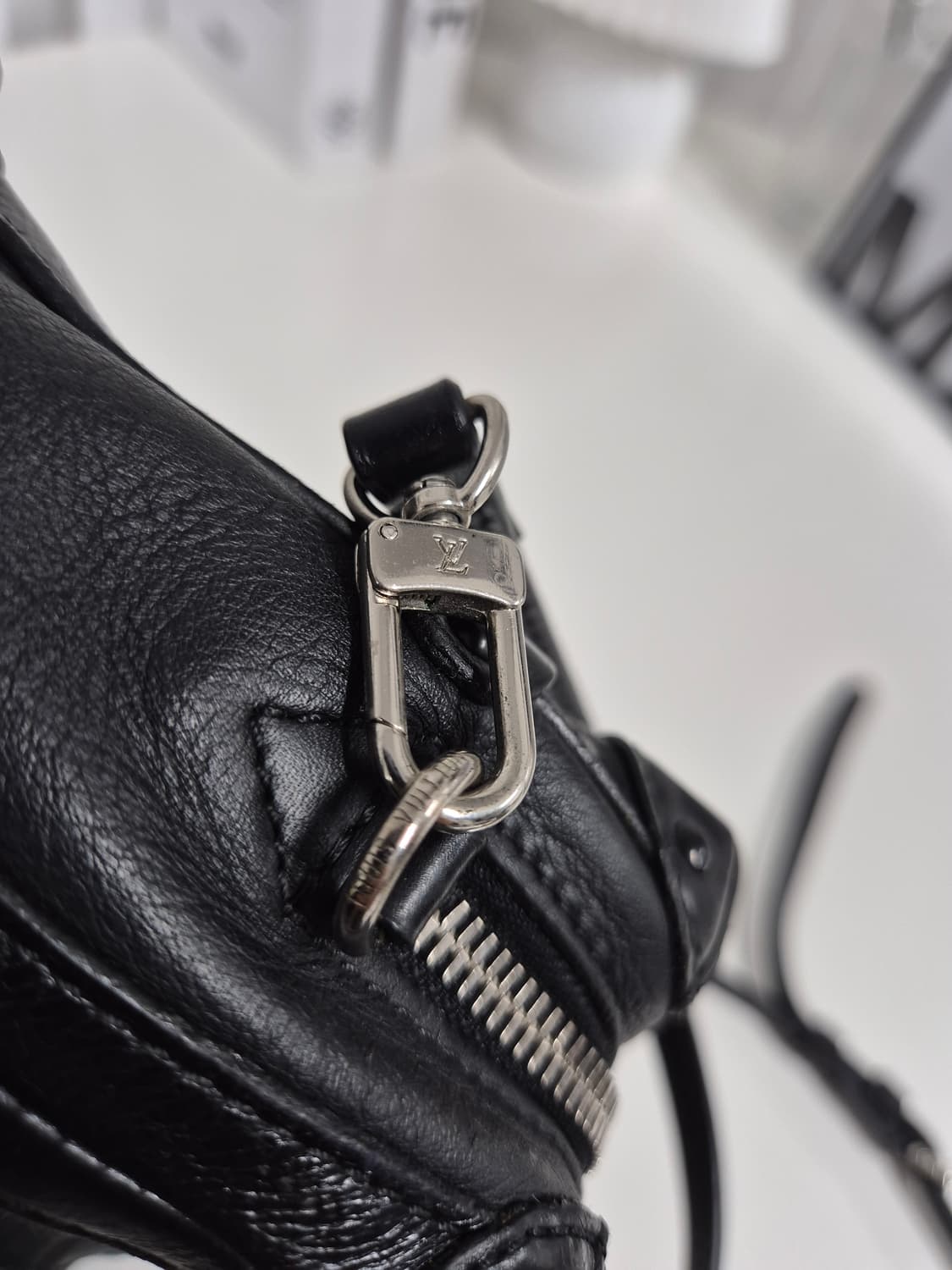 루이비통 쁘띠뜨말 크로스백 상품이미지6