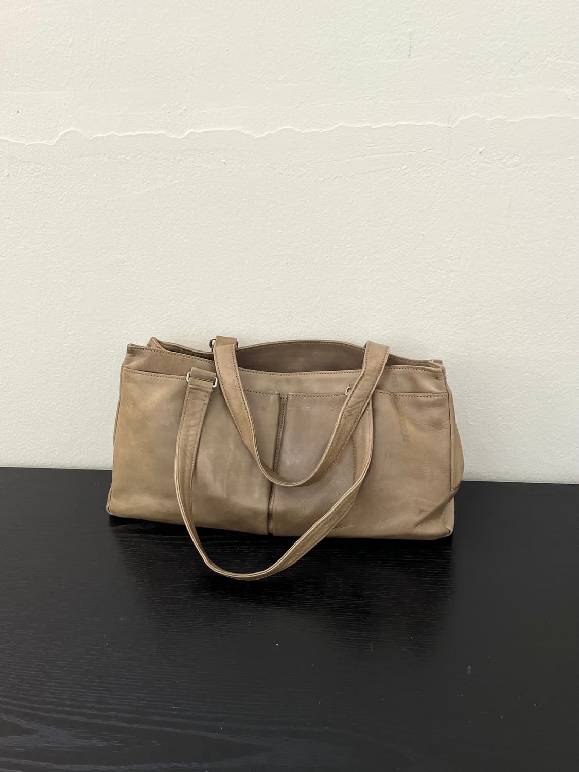 마가렛호웰 소가죽 숄더백 상품이미지6