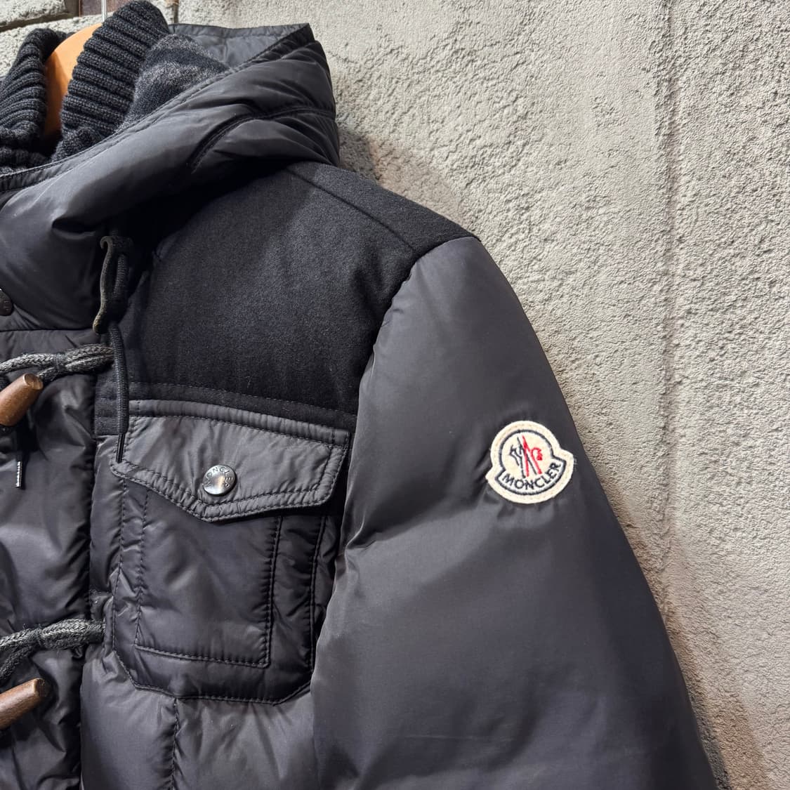 몽클레어 우먼스 버질 주보토 다운 패딩 (XS)   상품이미지3