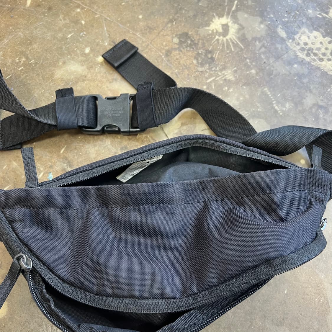 나이키 힙색 슬링백 웨이스트백 가방 남여공용 상품이미지4