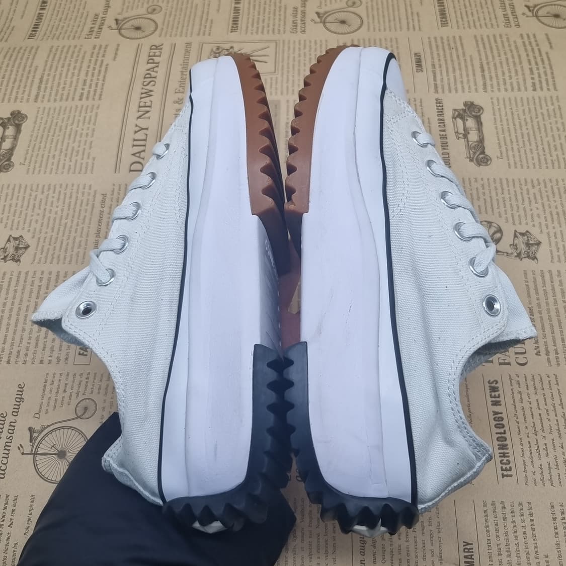 컨버스 런스타 하이크 로우 스니커즈245 상품이미지5