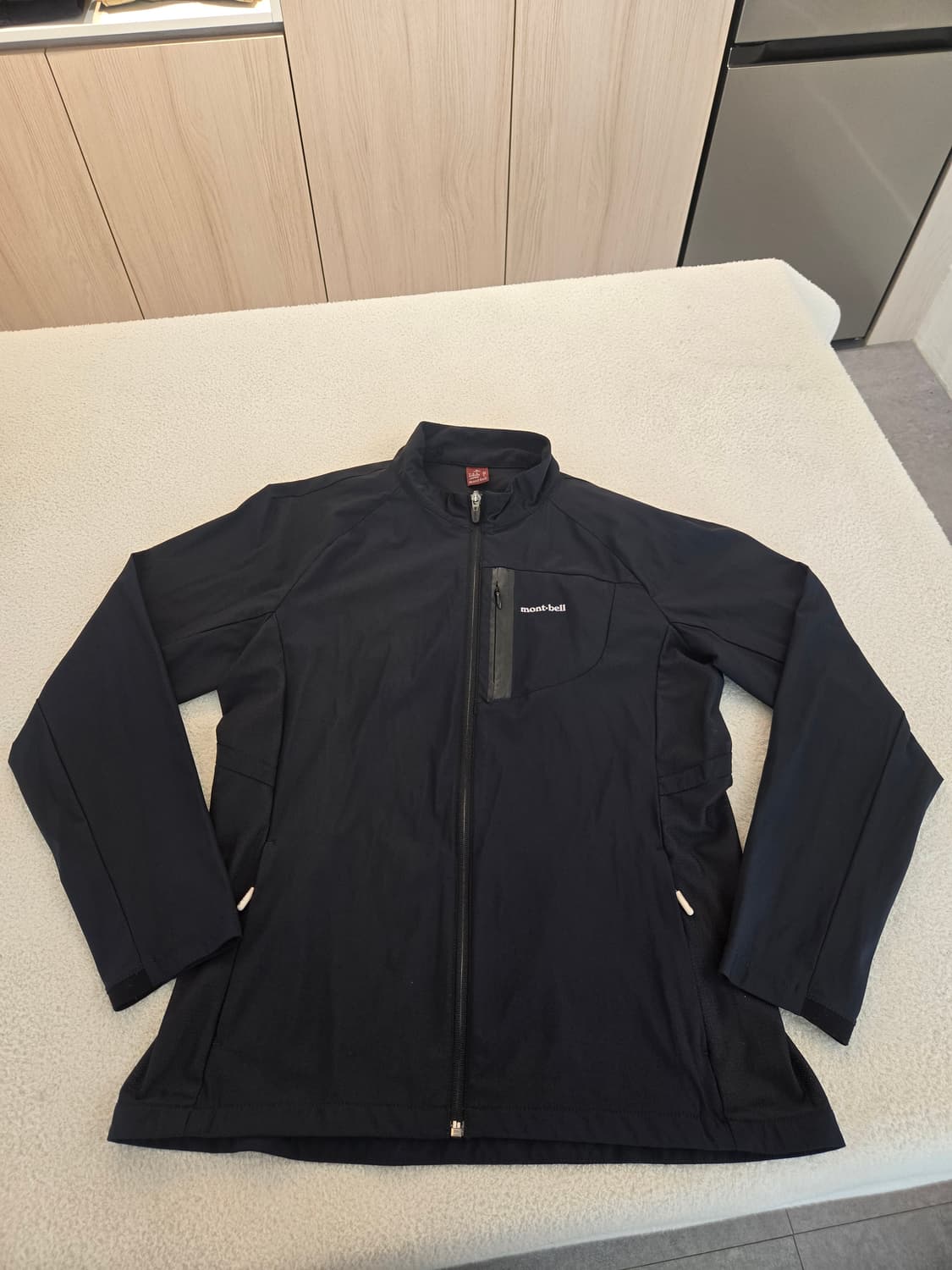 몽벨 검정색 소프트쉘 자켓 여성 L 상품이미지2