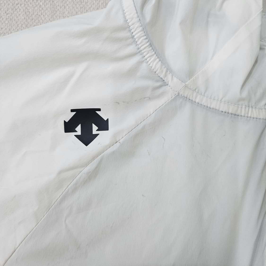 160 데상트 키즈 후드 바람막이 자켓 0325Y 상품이미지7