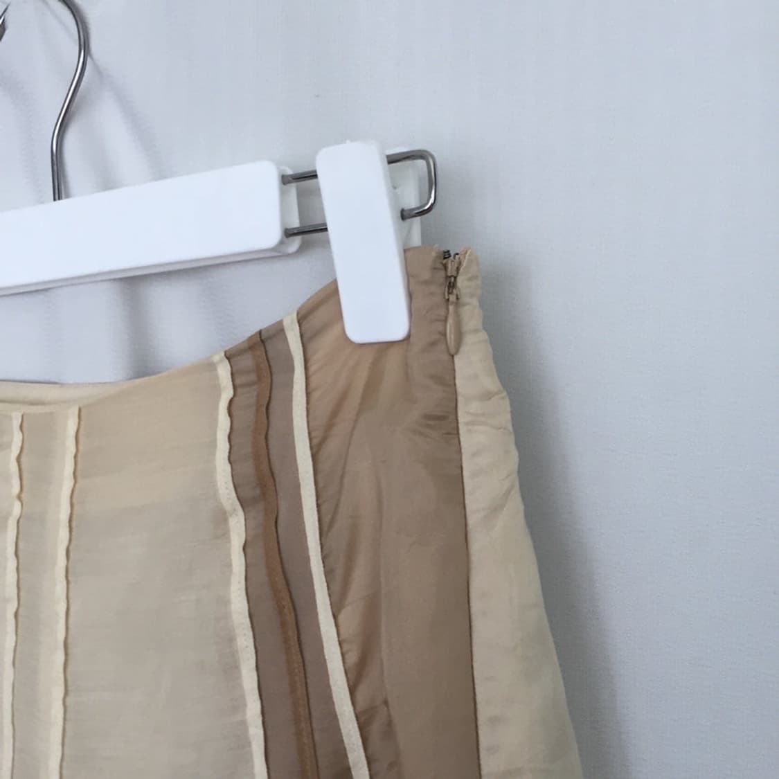 666. yellow beige satin midi SK 상품이미지5