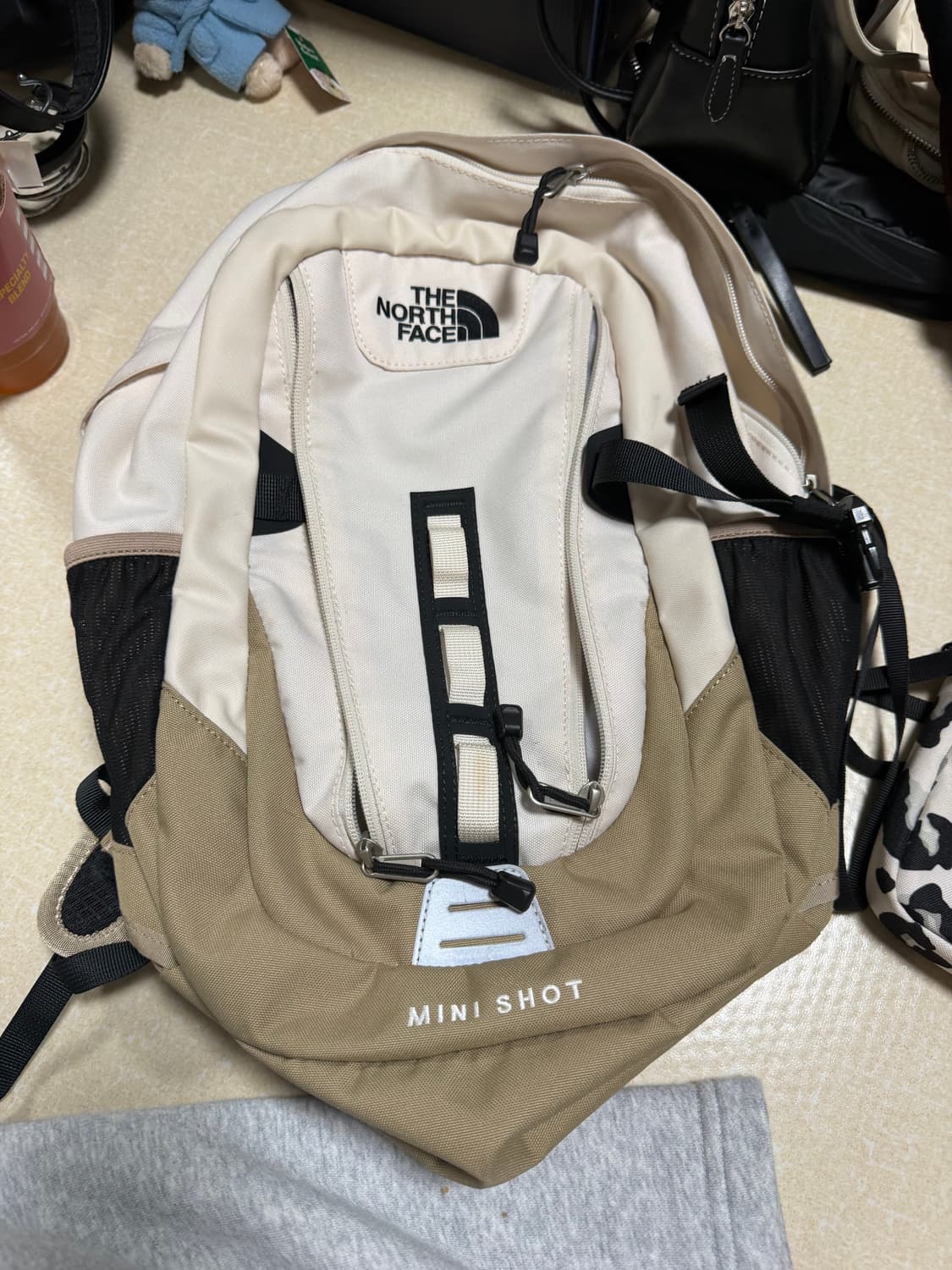 노스페이스 백팩 상품이미지1