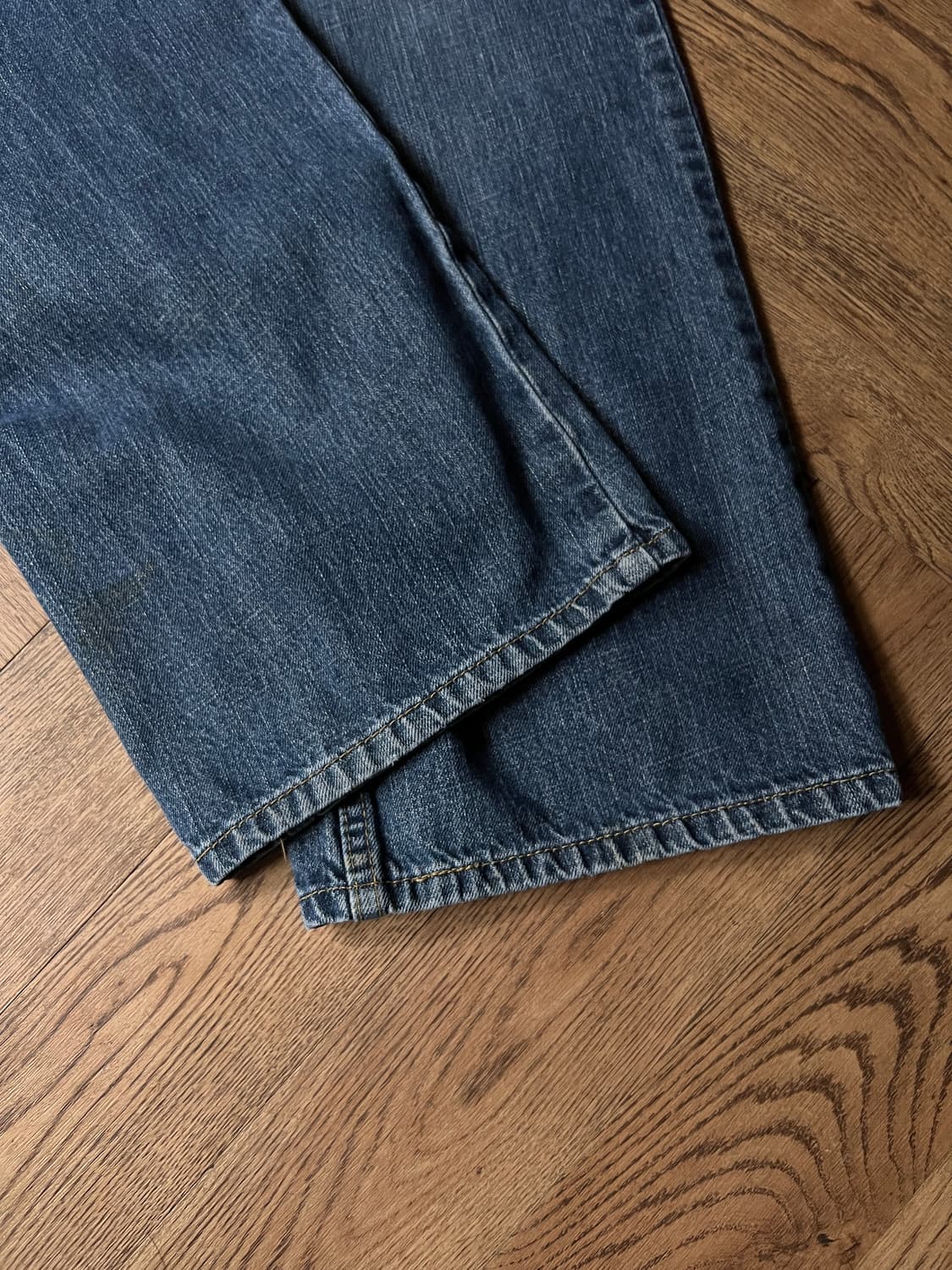 [34]00s 리바이스 USA 557 빈티지워싱 릴렉스 플레어핏 데님팬츠 상품이미지5