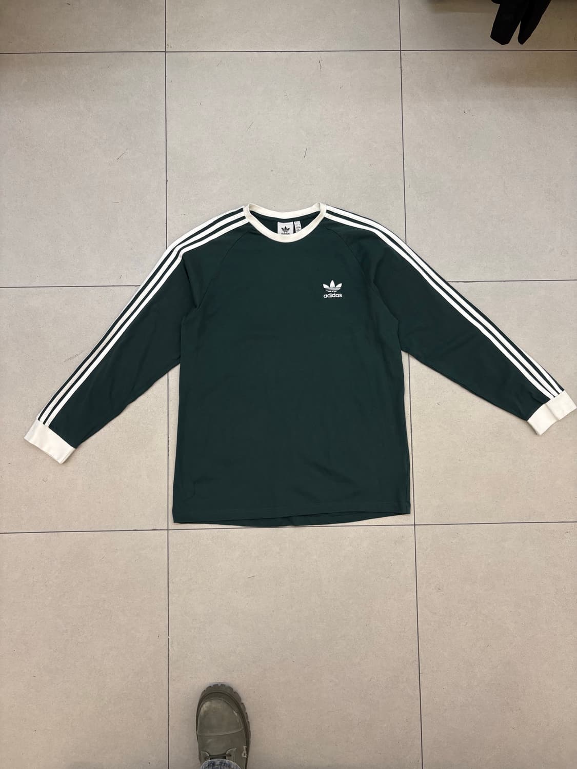아디다스 그린 스트라이프 롱슬리브 상품이미지3
