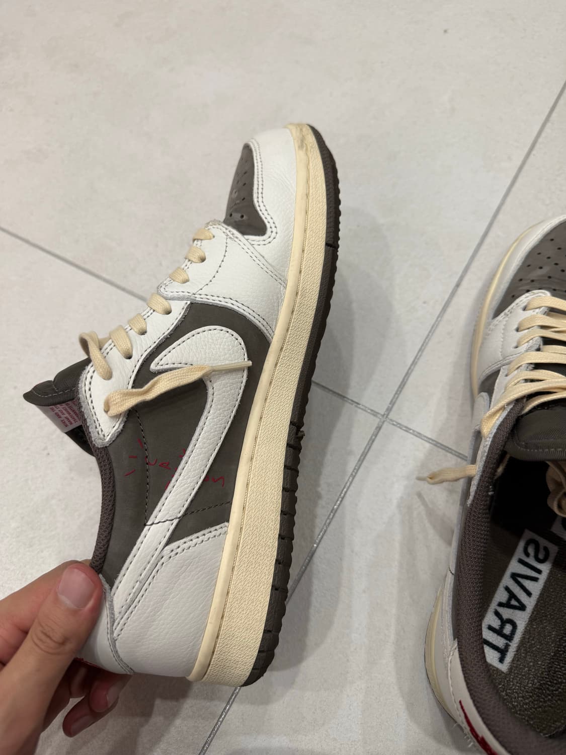 나이키 트레비스스캇 모카 상품이미지4