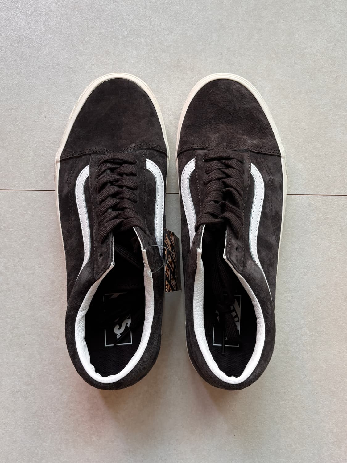 디자이너 터치 들어간듯한 반스 올드스쿨 스웨이드 다크브라운 상품이미지2
