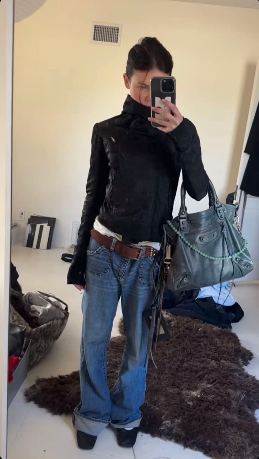 발렌시아가 클래식 벨로백 판매합니다. 상품이미지10