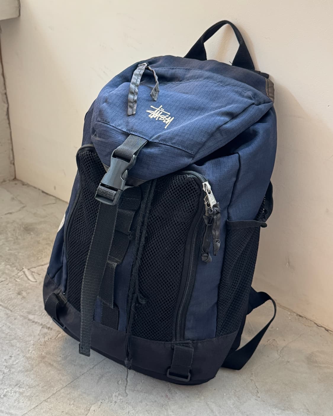 90s 스투시 아웃도어 백팩 상품이미지1