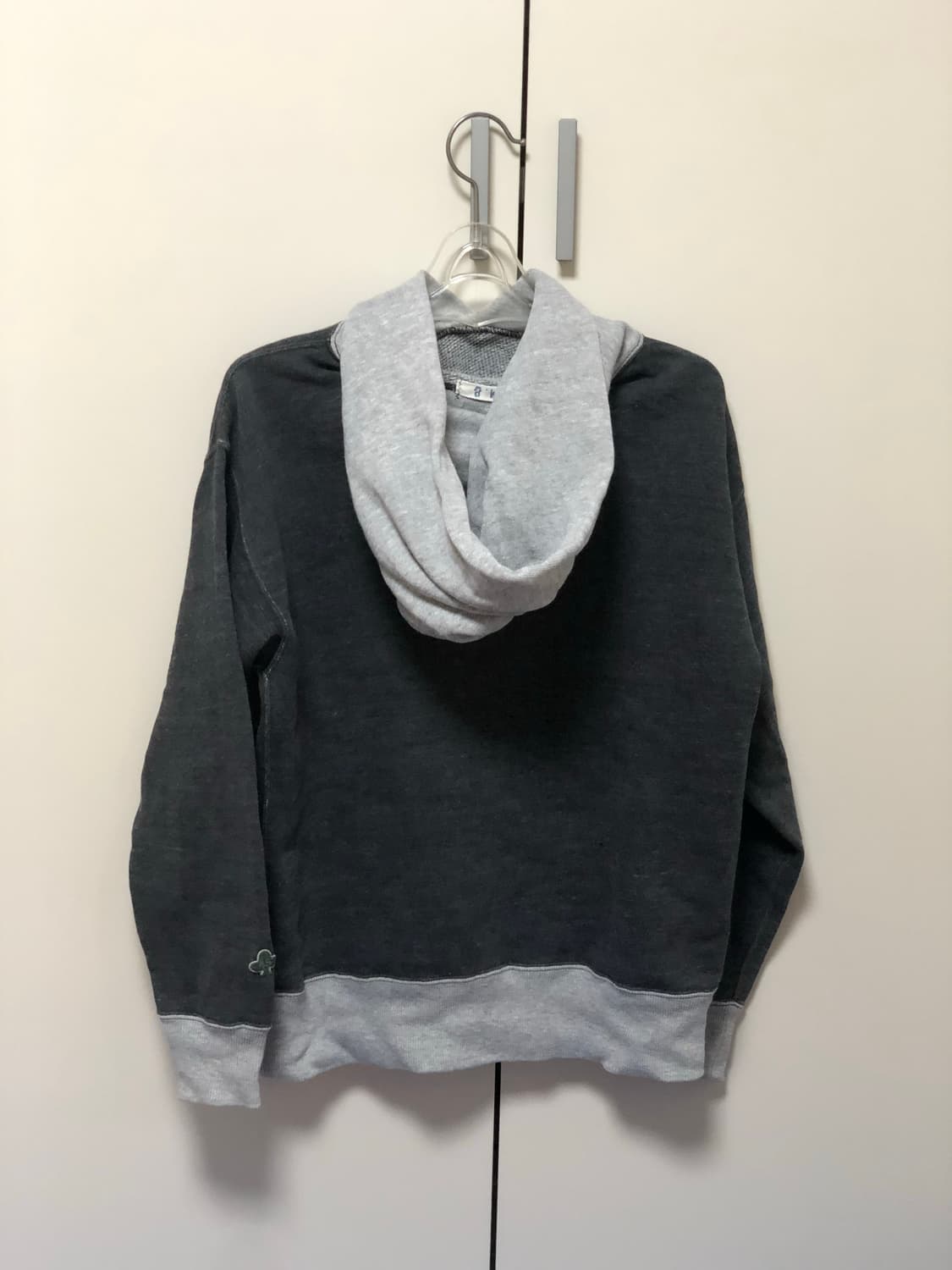 45rpm 회색 후드티 상품이미지4