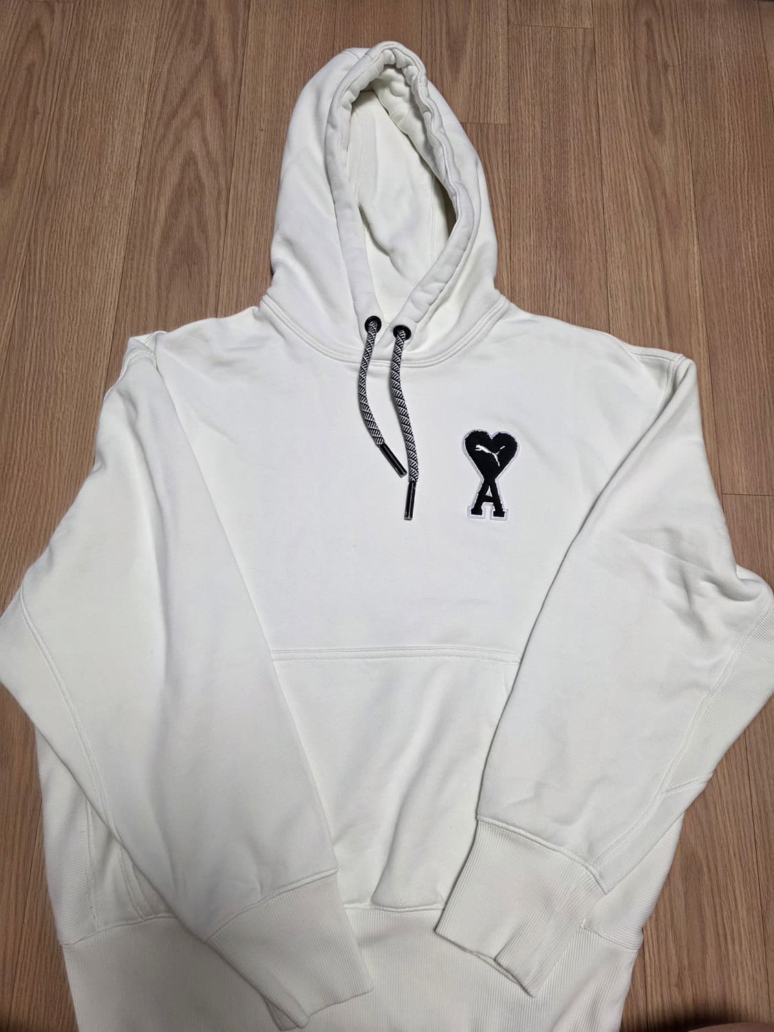 아미 X 푸마 후드티 상품이미지2