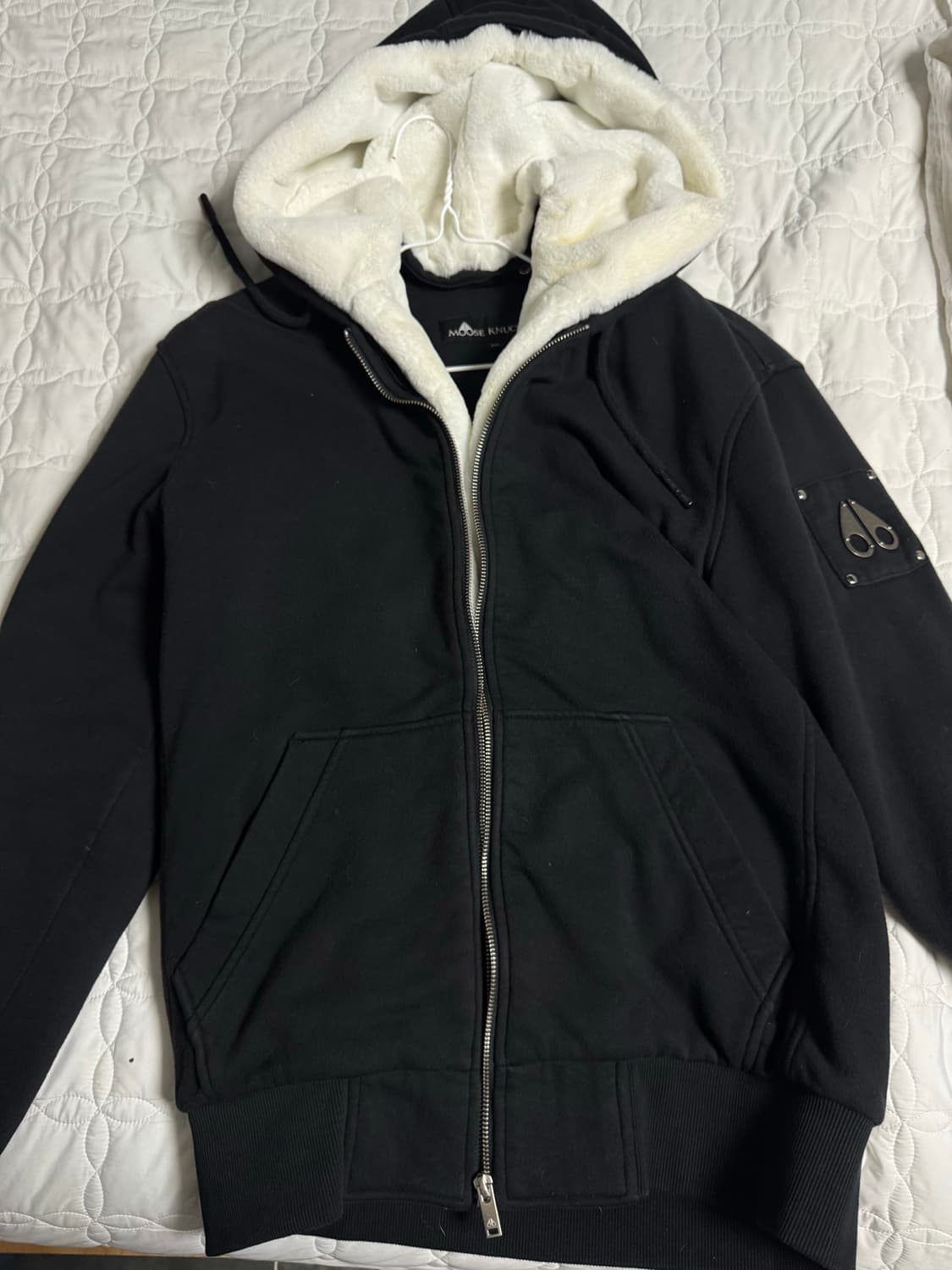 무스너클 버니스웨터 M 상품이미지1