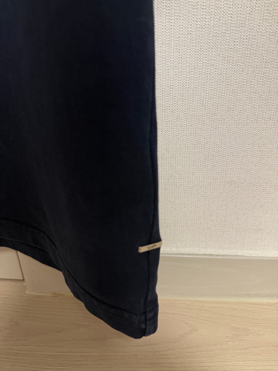 루이비통 남성 인사이드아웃 반팔티 L사이즈 상품이미지3